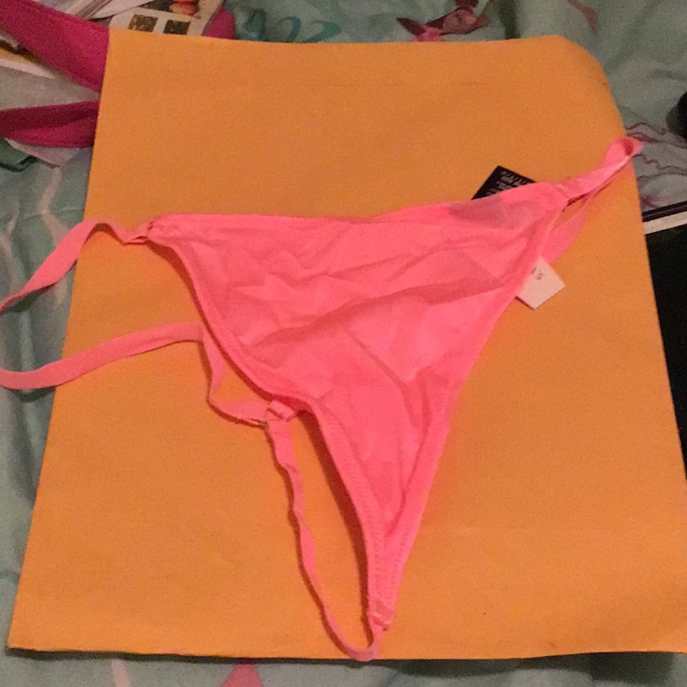 Coral thong